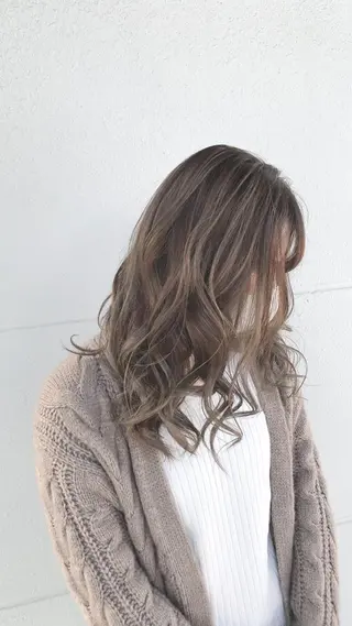 セミロング カラー SOL _Nakamuraのヘアスタイル