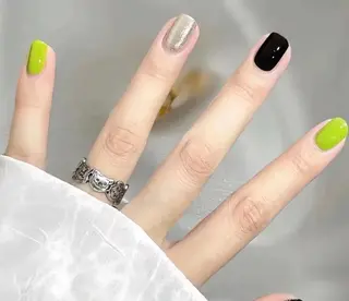 ネイル 高木 維麗絲のネイルデザイン