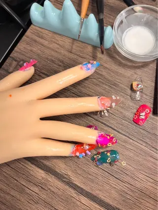 ネイル asumi's nice  nails所属・小西 明日美のネイルデザイン