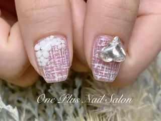 ネイル One Plus Nail Salonのネイルデザイン