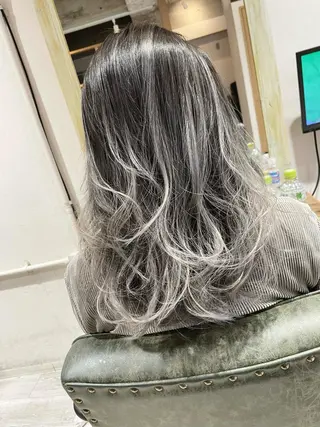 セミロング カラー バレイヤージュ🌱 渡邉悟🌱のヘアスタイル