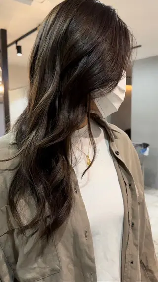 ロング カラー 《nico》 髙橋秋花🖤🧡のヘアスタイル