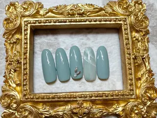 ネイル マジックミラー所属・マジック ミラーのネイルデザイン