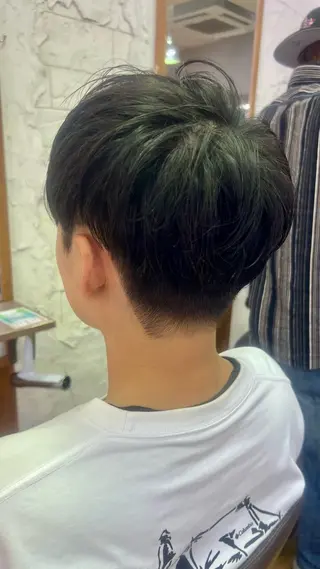 メンズ 菅野 杏実のヘアスタイル