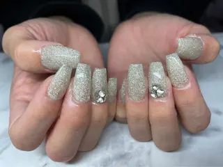 ネイル マツエク・マツパ アイブロウ Nail&eye Belire 新宿のネイルデザイン