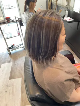 セミロング 正分 真美のヘアスタイル