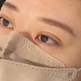 アイブロウ 稲垣 遥のヘアスタイル