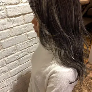ロング カラー UMEDA FIGAROのヘアスタイル