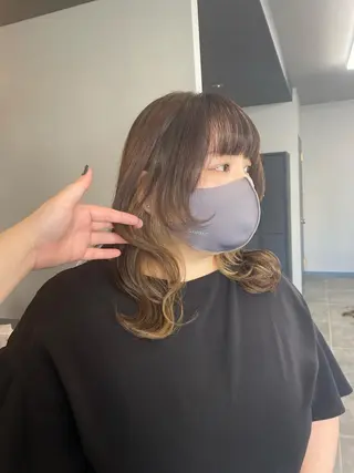 ロング maco 艶感ハイトーン🦋のヘアスタイル