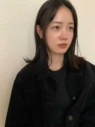 セミロング パーマ GO TODAY シェアサロン 表参道Flos店所属・nishi fuyumiのヘアスタイル