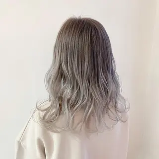 セミロング カラー デザインカラー髪質 改善Lilithのその他イメージ
