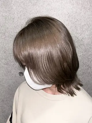 ミディアム 阪口 依美奈のヘアスタイル