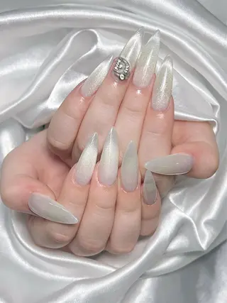ネイル LEELA NAIL STUDIO所属・LEELA NAIL STUDIOのネイルデザイン