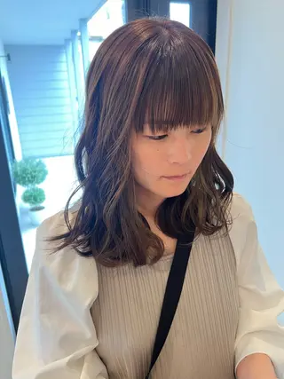 カラー tonari所属・tonari MICHIKAのヘアスタイル