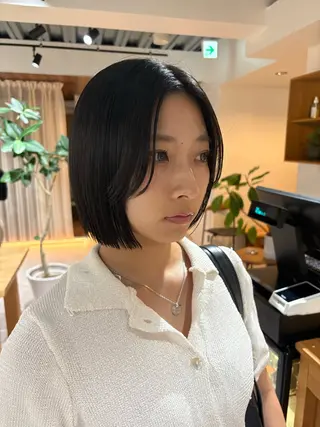 ショート aina / n.w.hのヘアスタイル