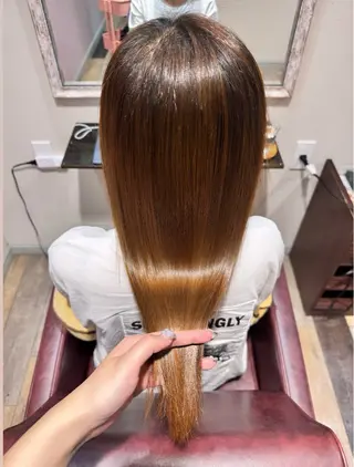 ロング なつき/ 艶カラー/縮毛矯正のヘアスタイル