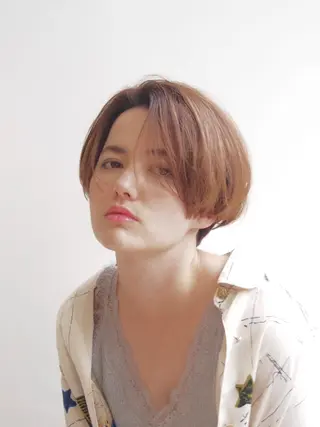 ショート 似合わせ艶髪カラー ❤️ハダユミのヘアスタイル