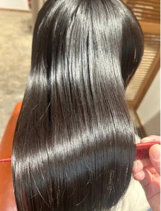 ロング 松山 麻一のヘアスタイル