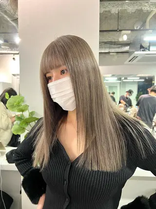 セミロング カラー ハイトーン&髪質改善 ＆韓国エクステ🤎のヘアスタイル