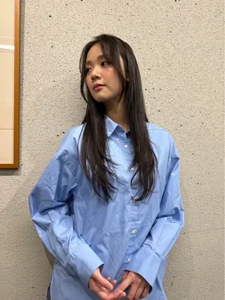 ロング 透明感ダブルカラー/ 諸岡ひばりのヘアスタイル