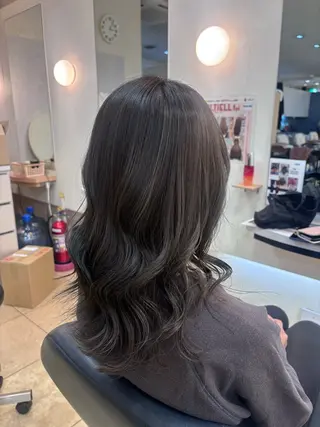 セミロング 🐥長木 ゆかり🐥のヘアスタイル