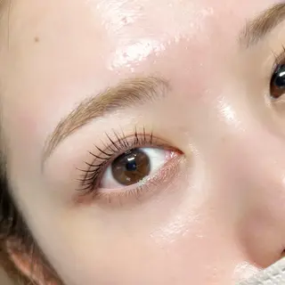 マツエク・マツパ LASHISA所属・LASHISA 目黒/白金台の眉毛・アイブロウイメージ