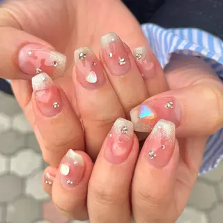 ネイル F. Lenaのネイルデザイン