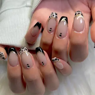 ネイル . 未來のネイルデザイン