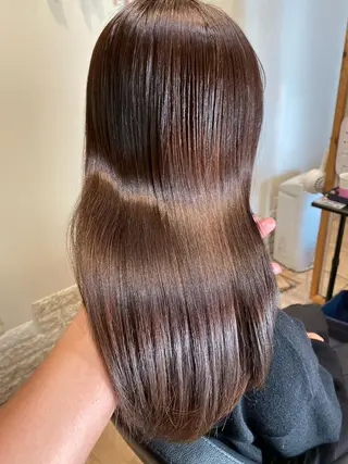 ロング カラー 関口 友行のヘアスタイル