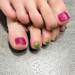 ネイル Nail Studio GOTHAM所属・高円寺駅からすぐ🌈 ネイルGOTHAMのネイルデザイン