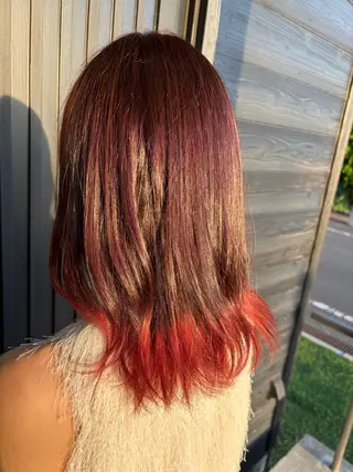 ミディアム カラー 山崎 南乃のヘアスタイル