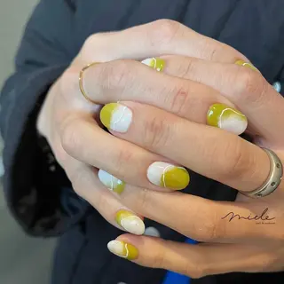 ネイル miele【ミエレ】 シンプル一癖のネイルデザイン