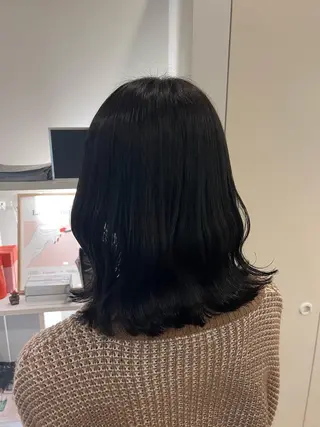 セミロング カラー 竹添 有梨沙のヘアスタイル