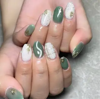 ネイル LAVISH nanamiのネイルデザイン