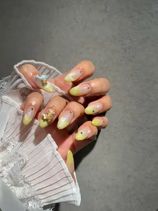 ネイル I-nailロング /ワンホン/キラキラのネイルデザイン