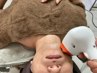 メンズ トータルビューティー サロンCherie2のエステ・リラクイメージ