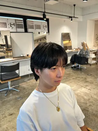 ミディアム パーマ メンズ become men's hair 名駅店所属・名駅/フェザーパーマ 韓国ヘア/森岡のヘアスタイル