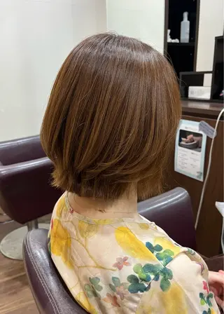 ミディアム 権 燦易のヘアスタイル