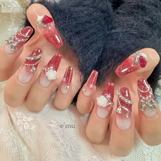 ネイル nail salon e'mu💐のネイルデザイン
