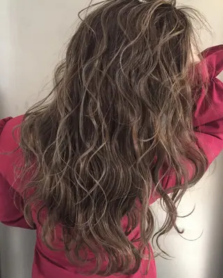 ロング カラー 🌟髪質改善ケアカラ ー美髪縮毛矯正y🌟のヘアスタイル