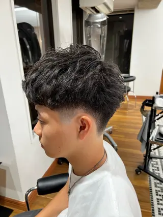 ショート メンズ メンズカット✂️ スキンフェード伊藤陸のヘアスタイル
