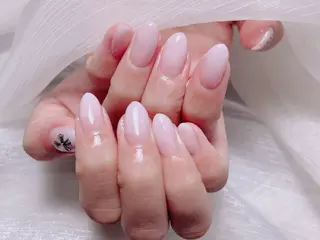 ネイル KARI ネイルサロンのネイルデザイン