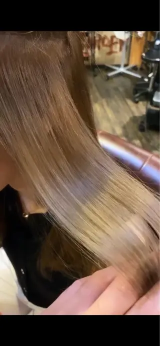 ミディアム カラー パーマ AUBE hair garden渋谷所属・✨ハイトーンカラー 🌈モテ髪のヘアスタイル