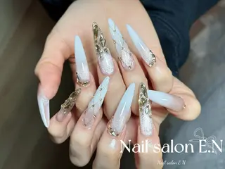 ネイル E.N🦋 長さ出し/持ち込みのネイルデザイン