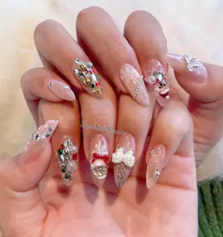 ネイル Ryu Nail Studio所属・Ryu Nail 新大久保のネイルデザイン