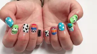 ネイル マックスケリー梅田店所属・佐橋 友美のネイルデザイン