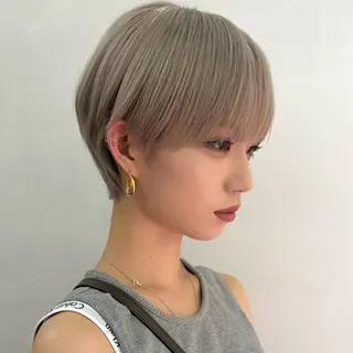 ショート ミルクティーベージュ 🩰🤎miharuのヘアスタイル
