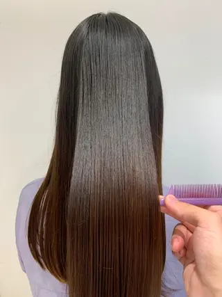 ロング 縮毛矯正、髪質改善／ 松田 龍之介のヘアスタイル