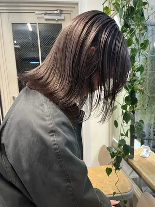 ミディアム カラー ナチュラルなhair / ヨシダトモキのヘアスタイル