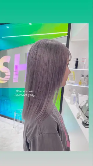 ミディアム カラー 🤍💕ブリーチカラ ーAyaka💕🤍のヘアスタイル